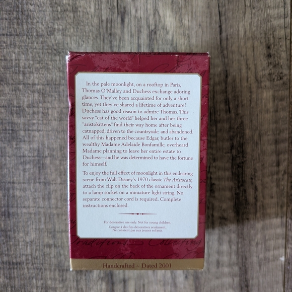 Disney's Hallmark Aristocats Keepsake Ornament - Picture 8 of 8